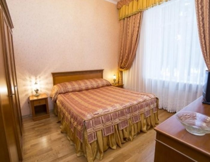 Полулюкс 2-местный 2-комнатный - Санаторий «Литвиново»