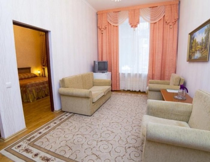 Полулюкс 2-местный 2-комнатный - Санаторий «Литвиново»