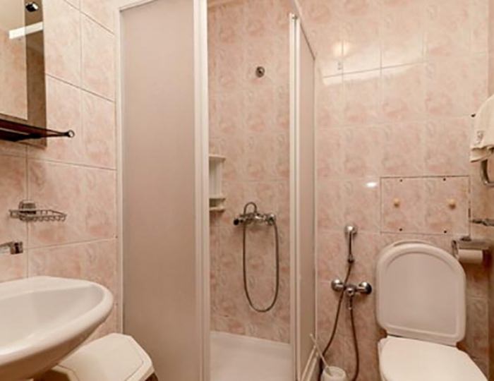 Полулюкс 3-местный 2-комнатный - Санаторий «Литвиново»